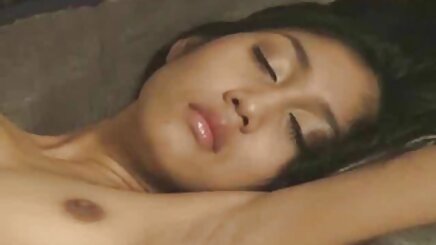 Lớn thủ dâm phim sexy sinh viên với một âm đạo