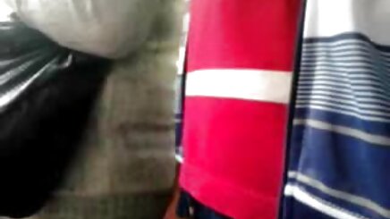 Dễ thương, cô gái coi phim sexy châu á và đồng gái nhau