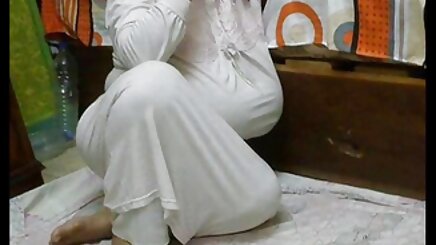 Chúa là một vũ nữ thoát y phim sexy vietsud