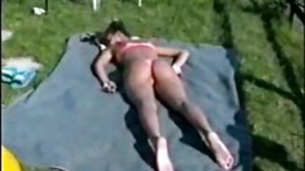 Chloe phim sxxy Amour và một dương vật