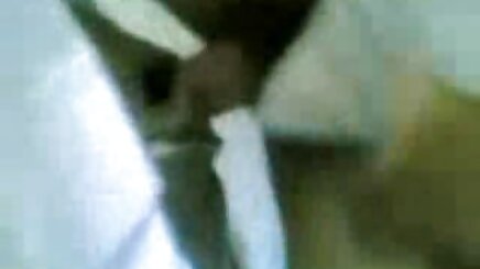 Bà nó trong phòng tắm phim sexy co giao thao