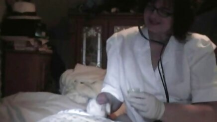 Nữ khỏa thân, và một dương vật vu bu sexy