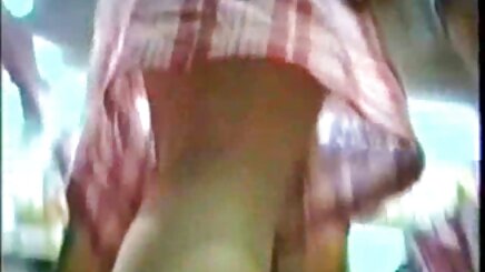 Nóng sex cosplay nữ sinh tóc vàng trong văn phòng